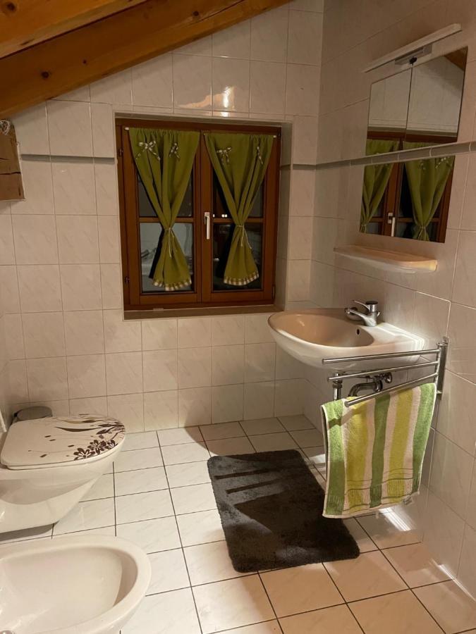פארכאנט Dachgeschosswohnung Mit Traumhaftem Zugspitzblick Bei Garmisch מראה חיצוני תמונה